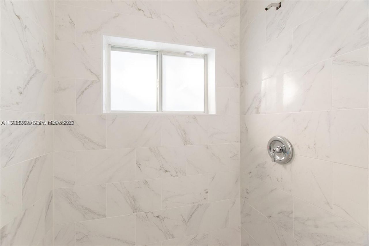 1812 NW 64th St , Miami, FL 33147 Photo