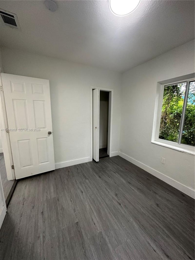 1812 NW 64th St , Miami, FL 33147 Photo