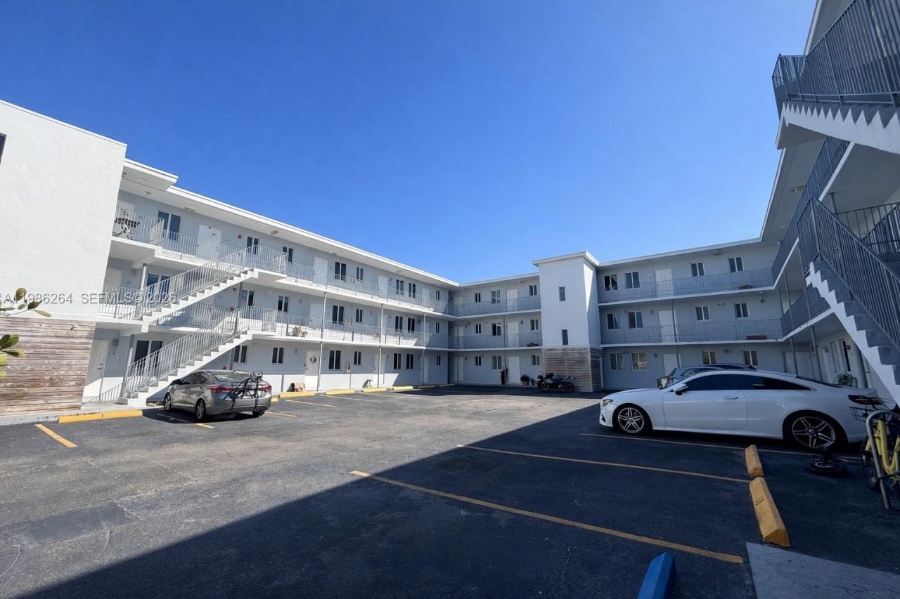 540 NW 7th St , Unit 36, Miami, FL 33136 Photo