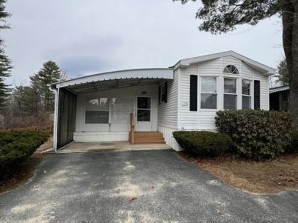 56 Park Ave, Sturbridge, MA 01566