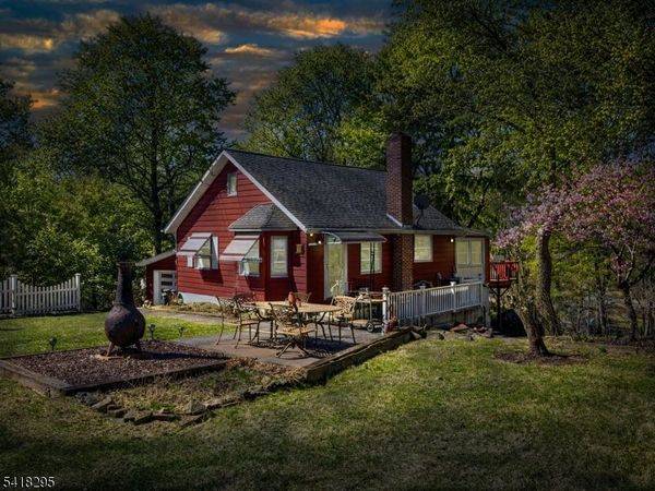 13 Pautuck Rd, Vernon, NJ 07422