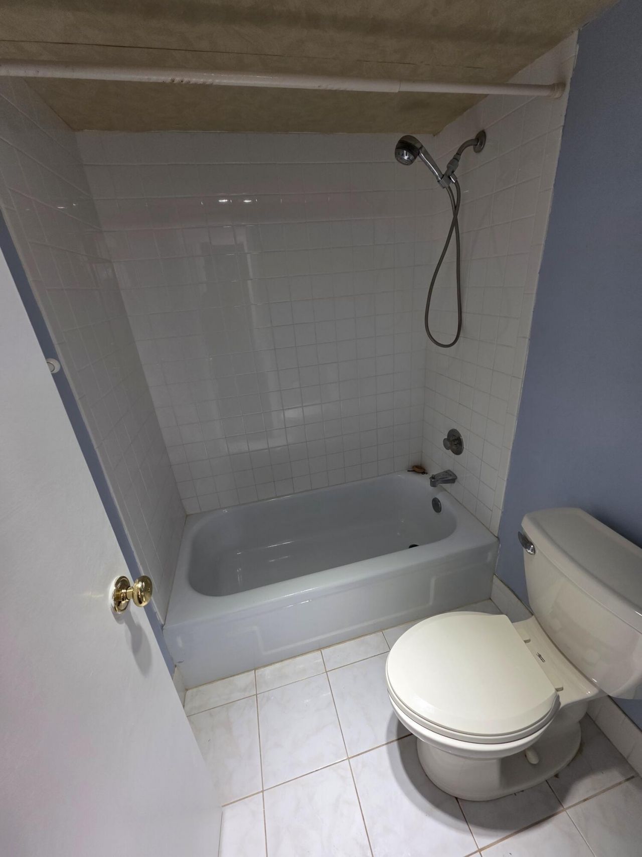 6361 N Falls Cir Drive, Unit 207, Lauderhill, FL 33319 Photo