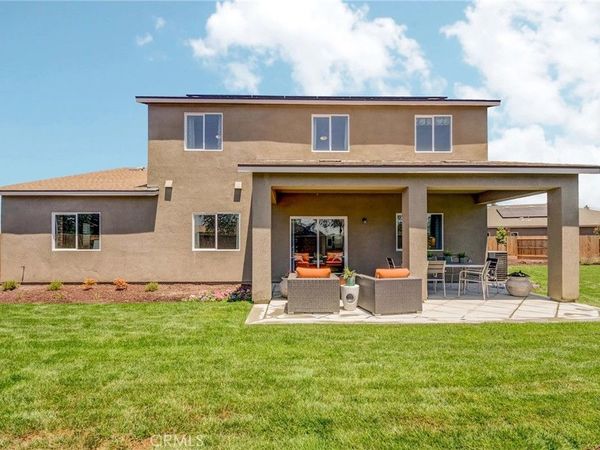 1015 Lucia Avenue, Fowler, CA 93625