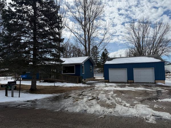 64 Cedar Street E, Motley, MN 56466