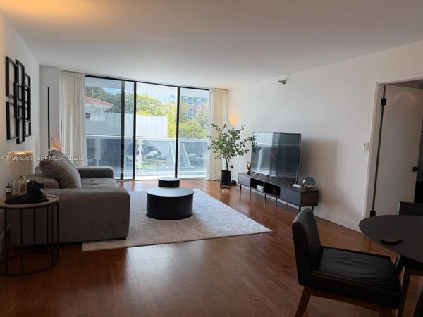 20505 E Country Club Dr, Unit 236, Aventura, FL 33180