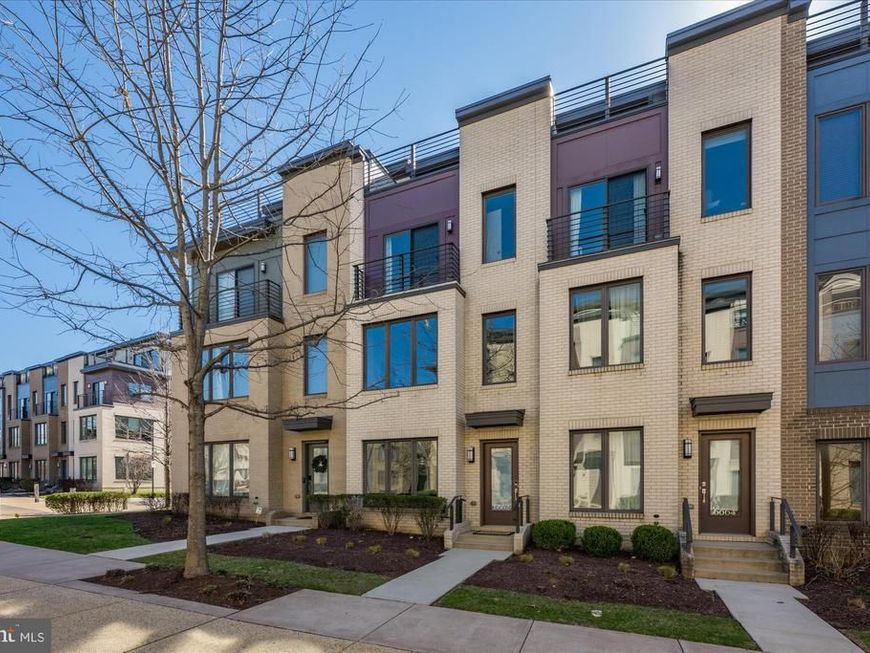 6662 Eames Way, Bethesda, MD 20817 Main Photo