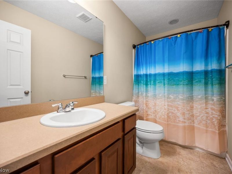 6935 Meadow Lakes Boulevard, North Ridgeville, OH 44039 Photo 27