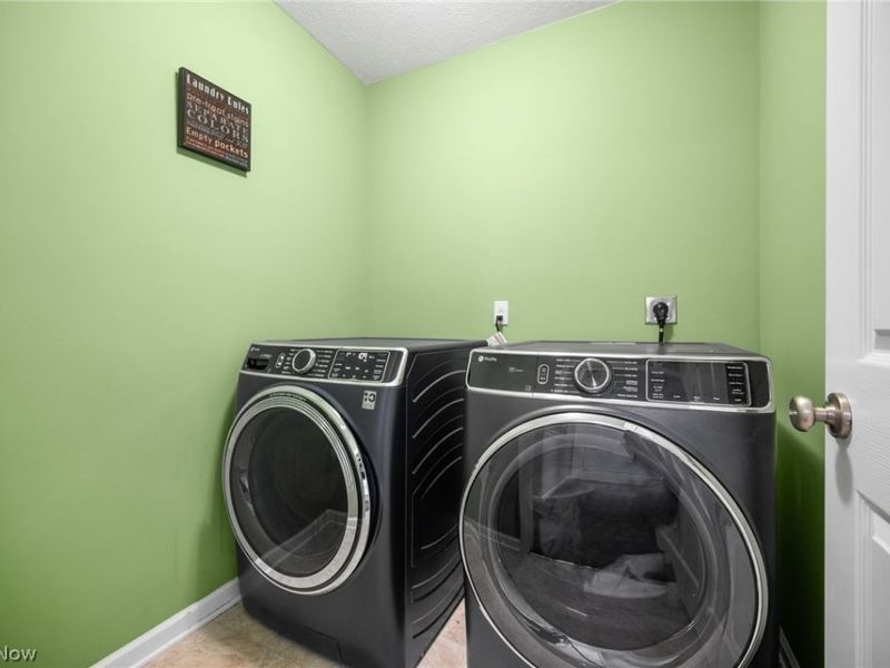 6935 Meadow Lakes Boulevard, North Ridgeville, OH 44039 Photo 34