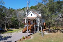 695 Kit Hall Road photo 4