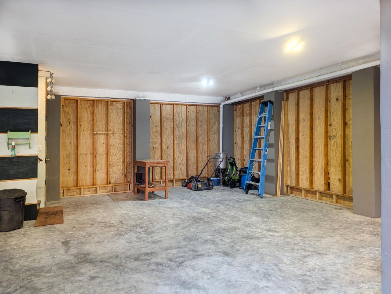 695 Kit Hall Road Photo 25