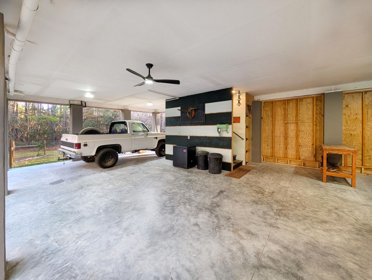 695 Kit Hall Road Photo 26