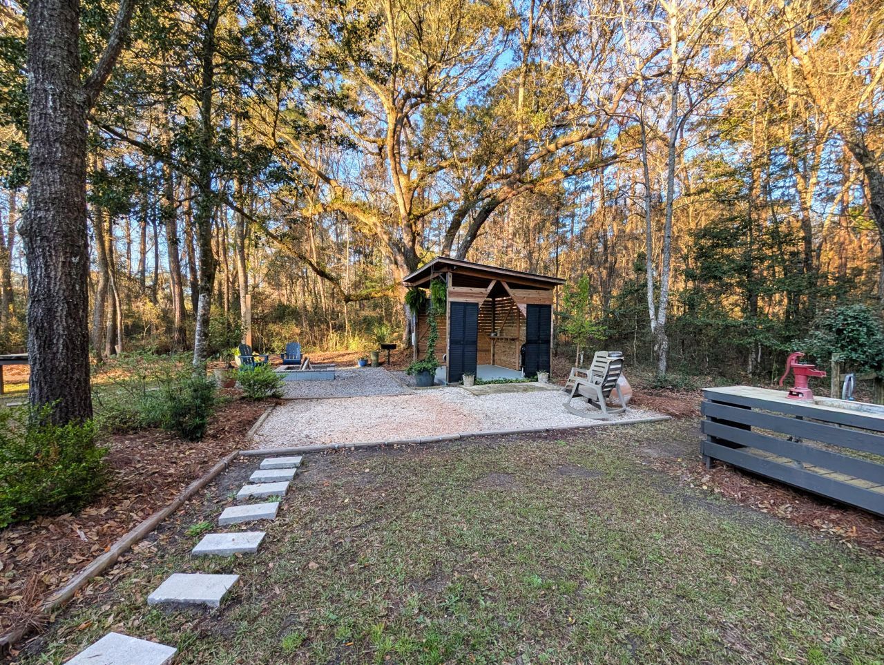 695 Kit Hall Road Photo 31