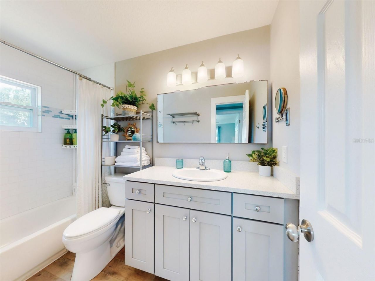 16 Hillside Drive, New Smyrna Beach, FL 32169 Photo