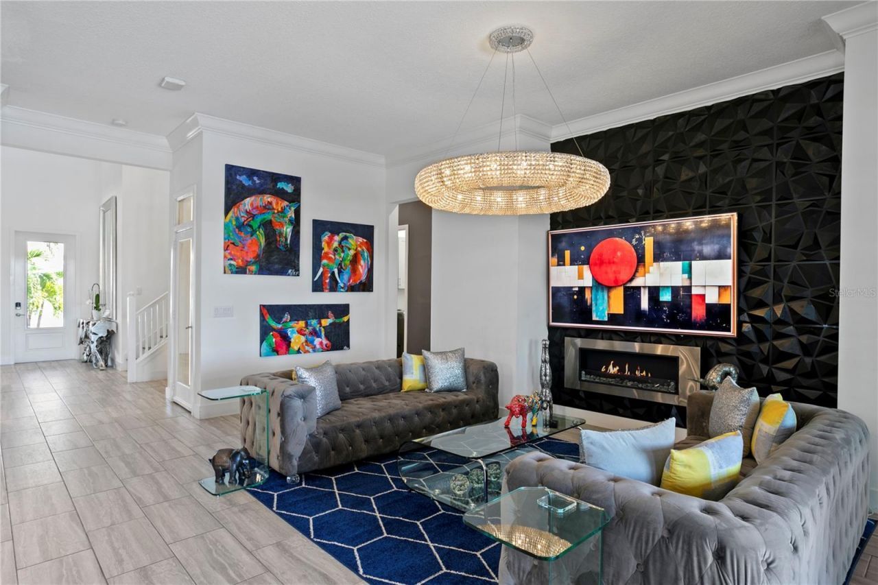 916 Seagrape Drive, Ruskin, FL 33570 Photo