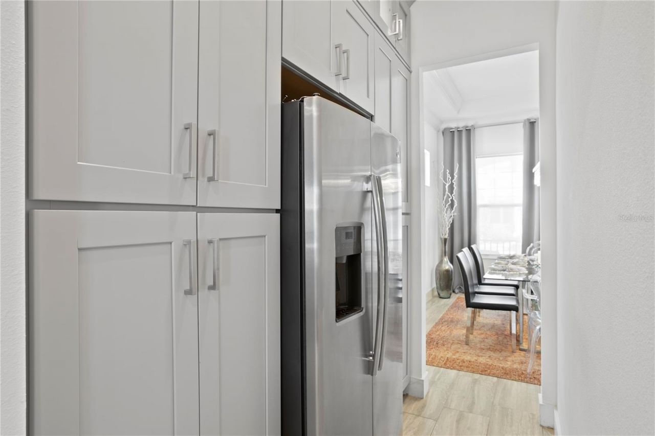 916 Seagrape Drive, Ruskin, FL 33570 Photo