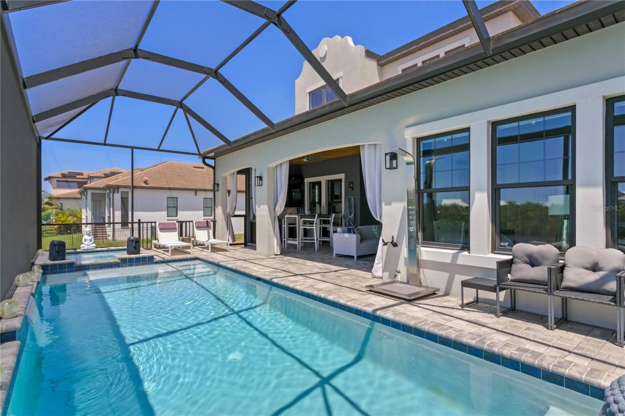 916 Seagrape Drive, Ruskin, FL 33570 Photo