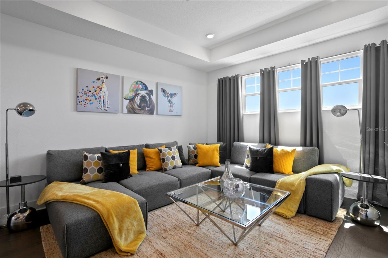 916 Seagrape Drive, Ruskin, FL 33570 Photo