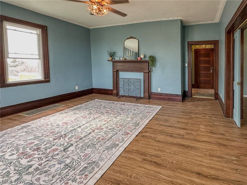 166 S Ohio Street, Cadiz, OH 43907 Photo 5