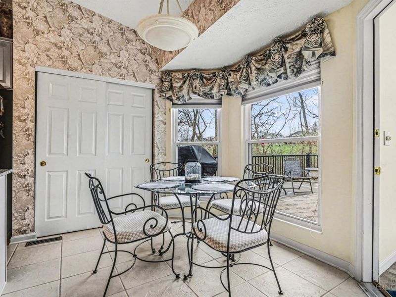 6278 Greens Way, Fairfield Twp, OH 45011 Photo 17