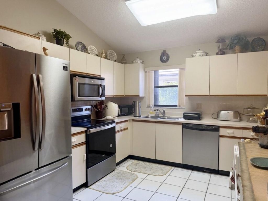 4787 Brighton Lakes Boulevard, Boynton Beach, FL 33436 Photo