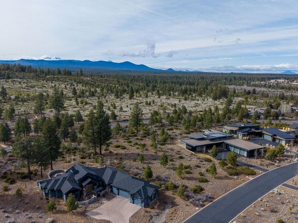 61411 Cannon Court, Bend, OR 97702