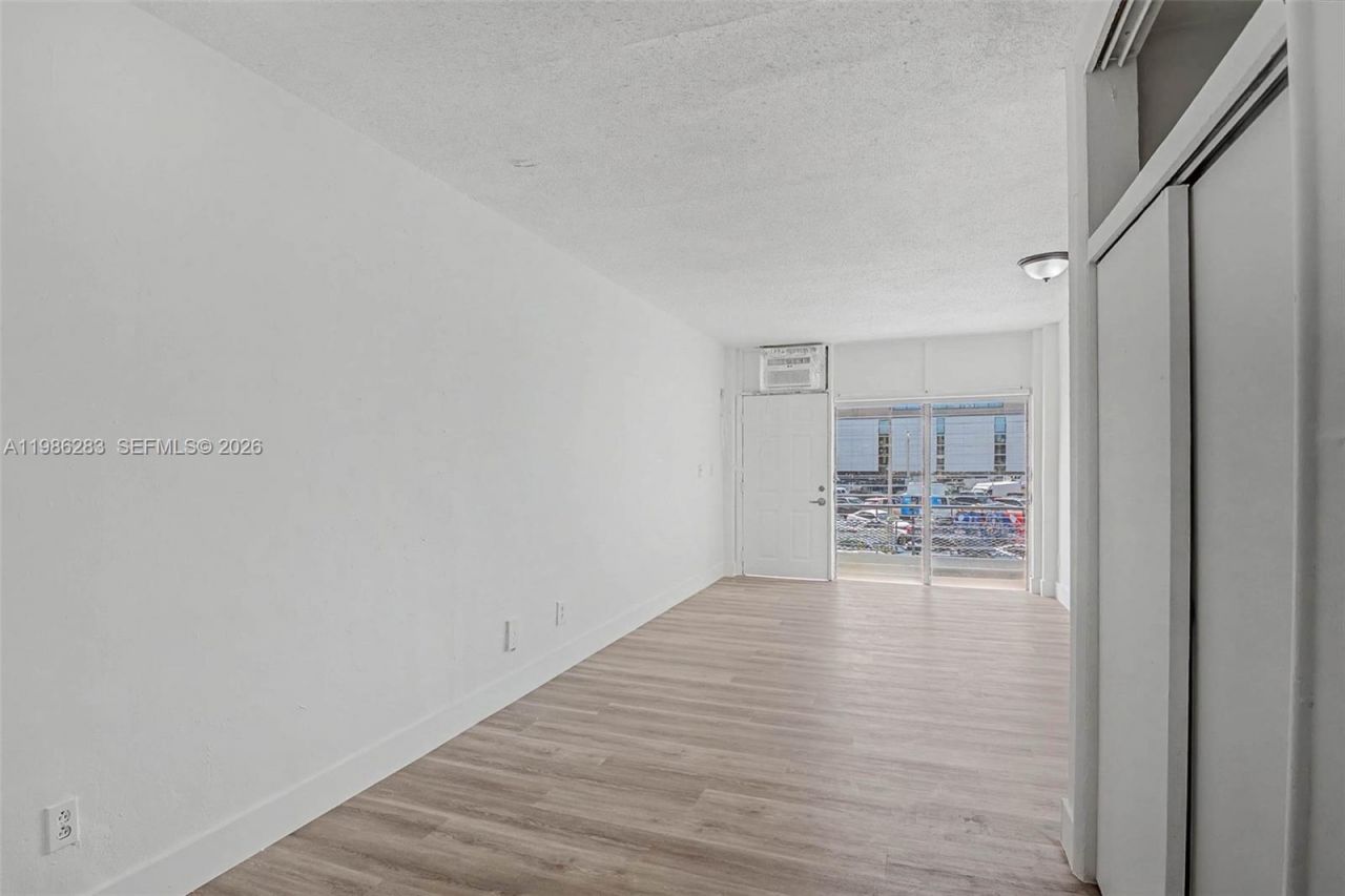 1685 Jefferson Ave , Unit 15, Miami Beach, FL 33139 Photo