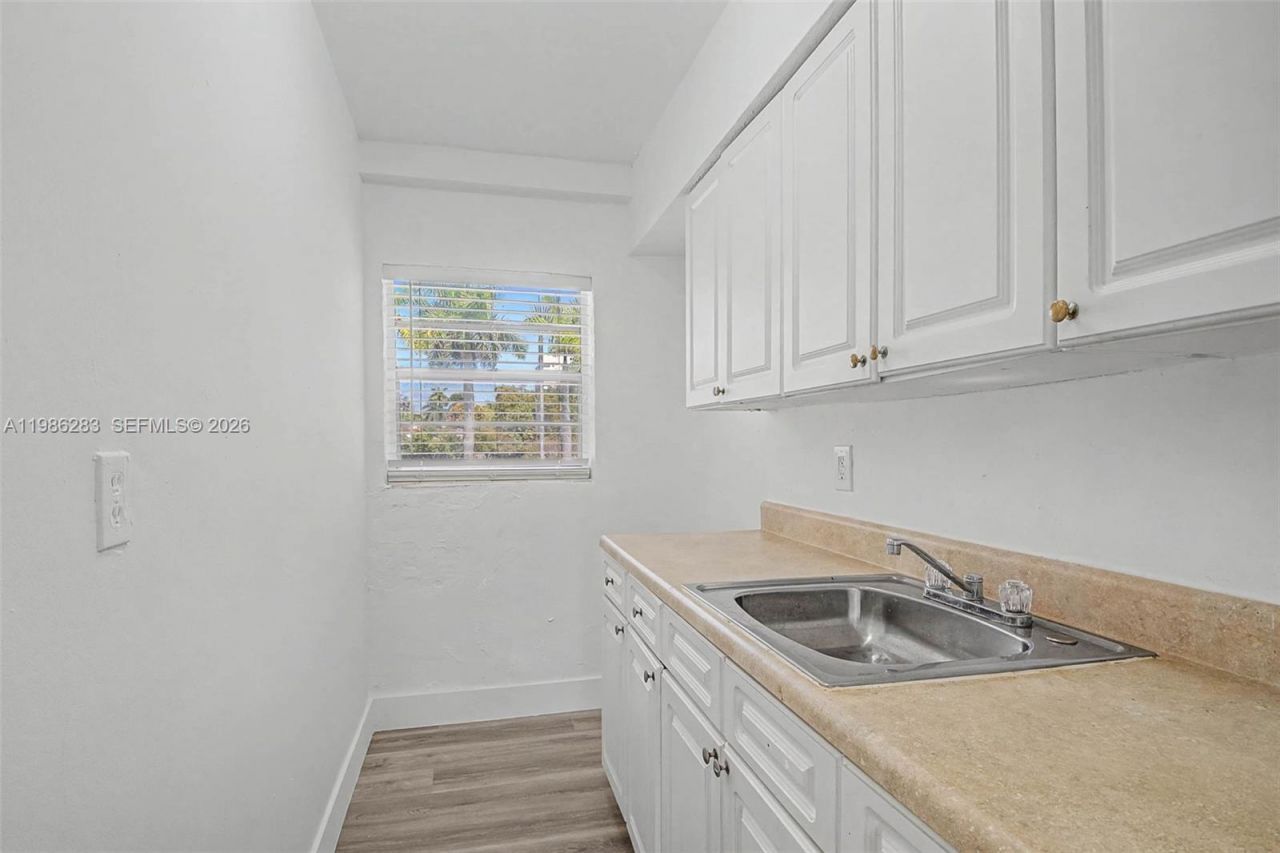 1685 Jefferson Ave , Unit 15, Miami Beach, FL 33139 Photo