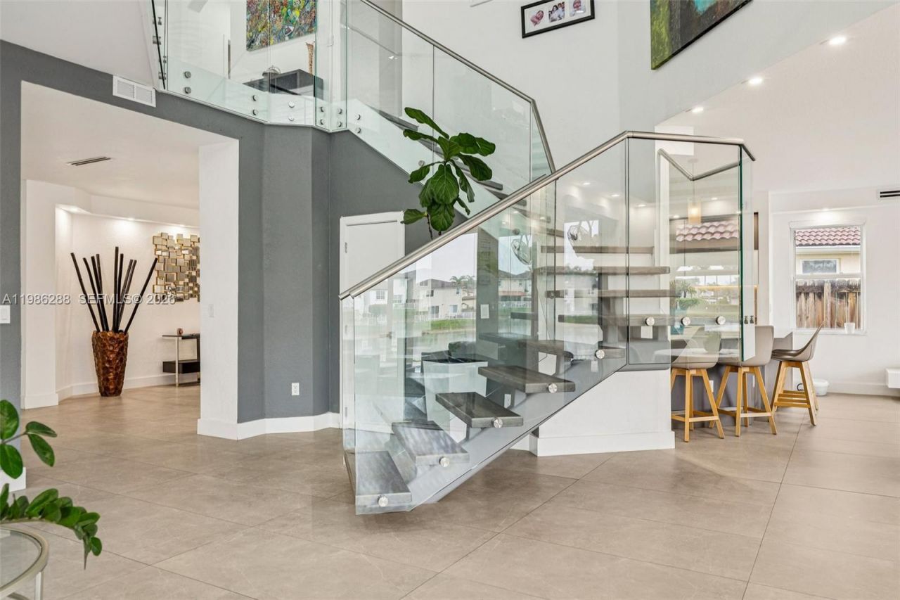 11280 NW 77th Ter, Doral, FL 33178 Photo