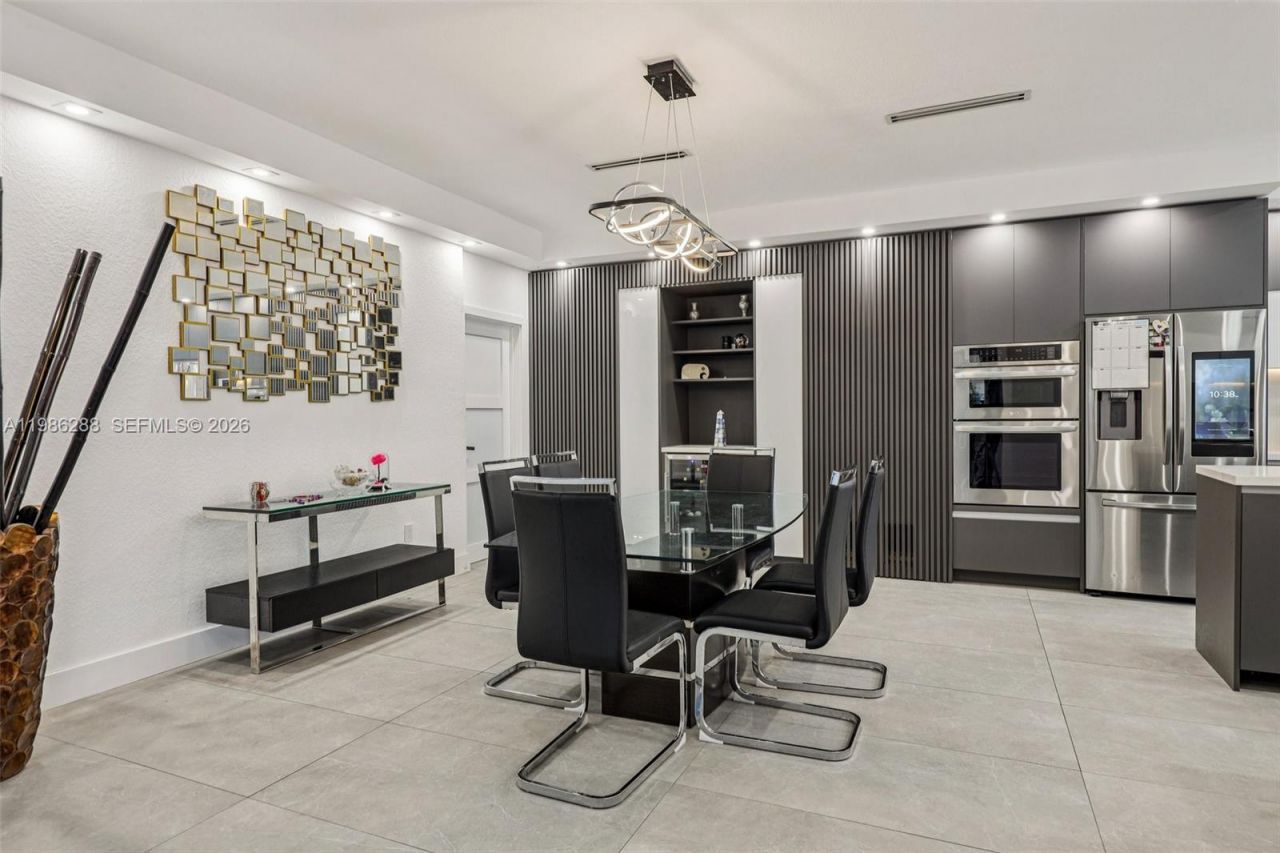 11280 NW 77th Ter, Doral, FL 33178 Photo