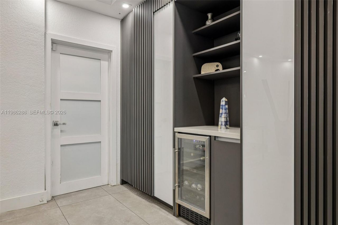 11280 NW 77th Ter, Doral, FL 33178 Photo