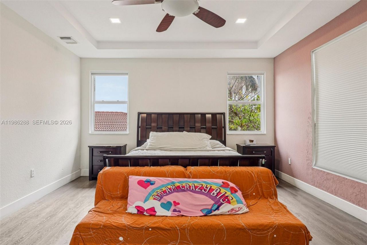 11280 NW 77th Ter, Doral, FL 33178 Photo