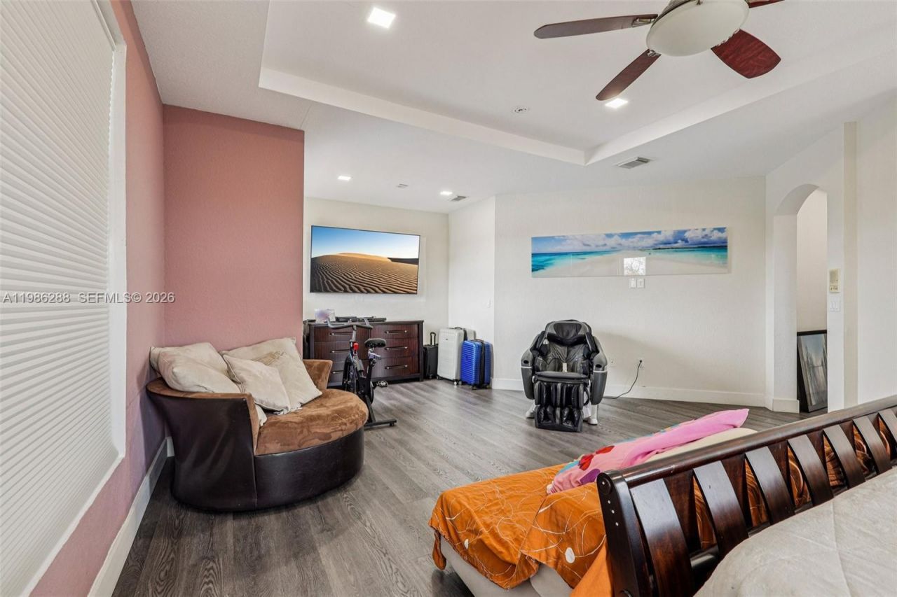 11280 NW 77th Ter, Doral, FL 33178 Photo