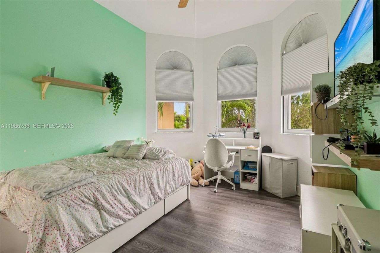 11280 NW 77th Ter, Doral, FL 33178 Photo