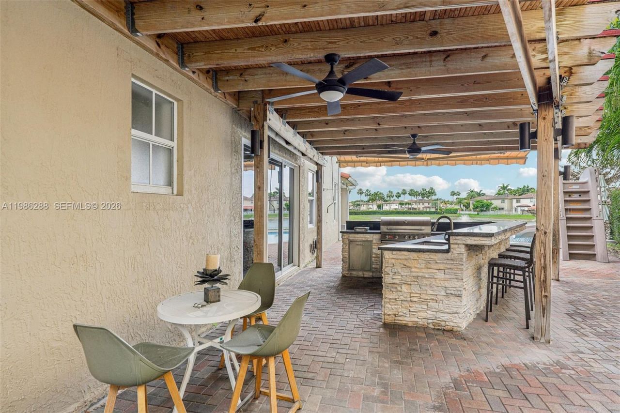 11280 NW 77th Ter, Doral, FL 33178 Photo