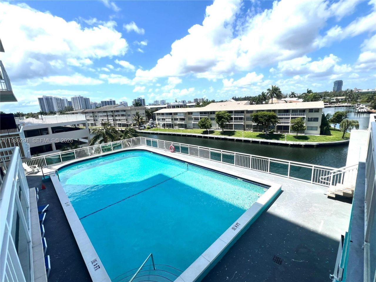 437 Golden Isles Dr , Unit 14G, Hallandale Beach, FL 33009 Photo