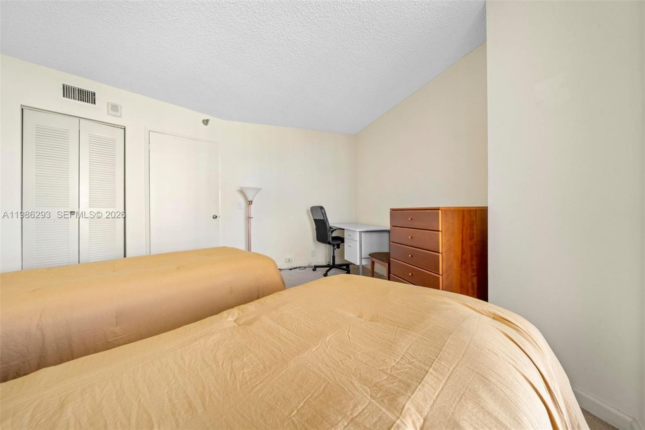 3400 NE 192 Street, Unit 1810, Aventura, FL 33180 Photo