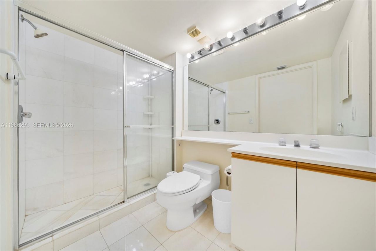3400 NE 192 Street, Unit 1810, Aventura, FL 33180 Photo