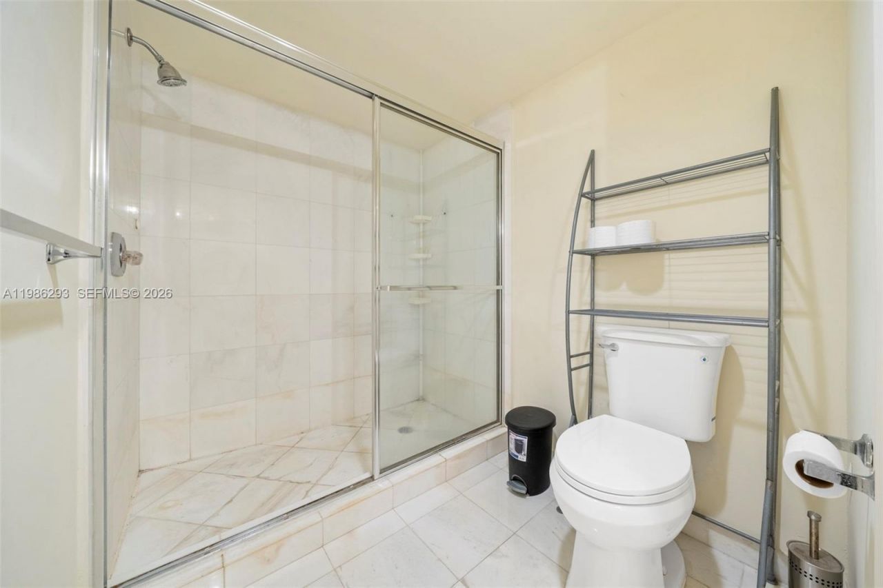 3400 NE 192 Street, Unit 1810, Aventura, FL 33180 Photo