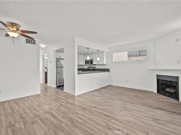 18209 Sierra Highway, Unit 78, Canyon Country, CA 91351