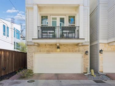 5186 Garrett Stream Court, Unit R, Dallas, TX 75206