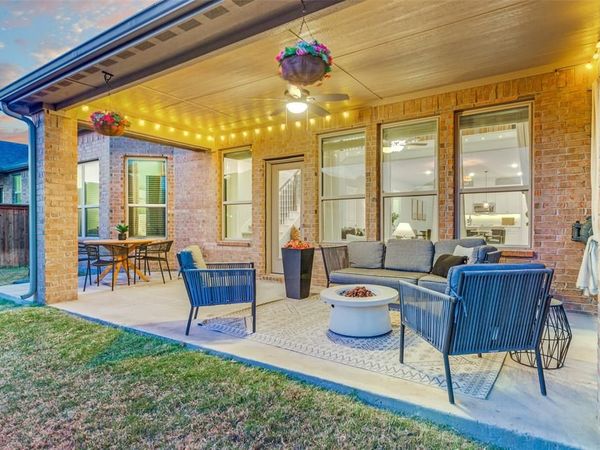 208 Lemley Drive, Fort Worth, TX 76131