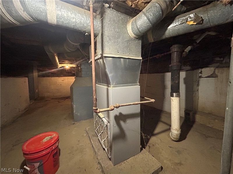 4704 Behrwald Avenue, Cleveland, OH 44144 Photo 19