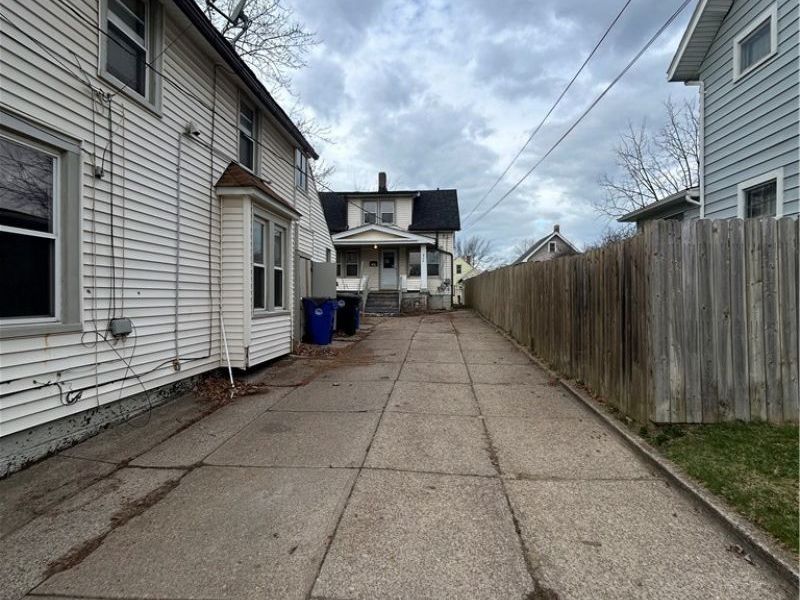 4704 Behrwald Avenue, Cleveland, OH 44144 Photo 44