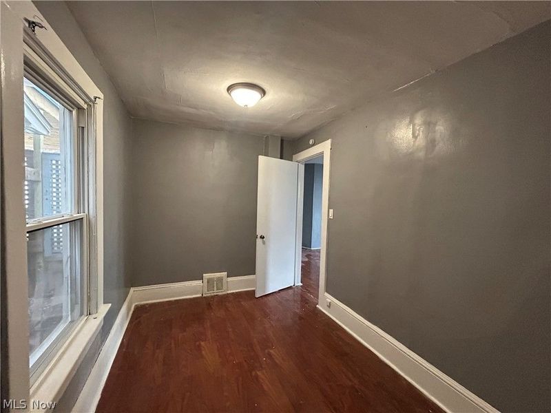 4704 Behrwald Avenue, Cleveland, OH 44144 Photo 7