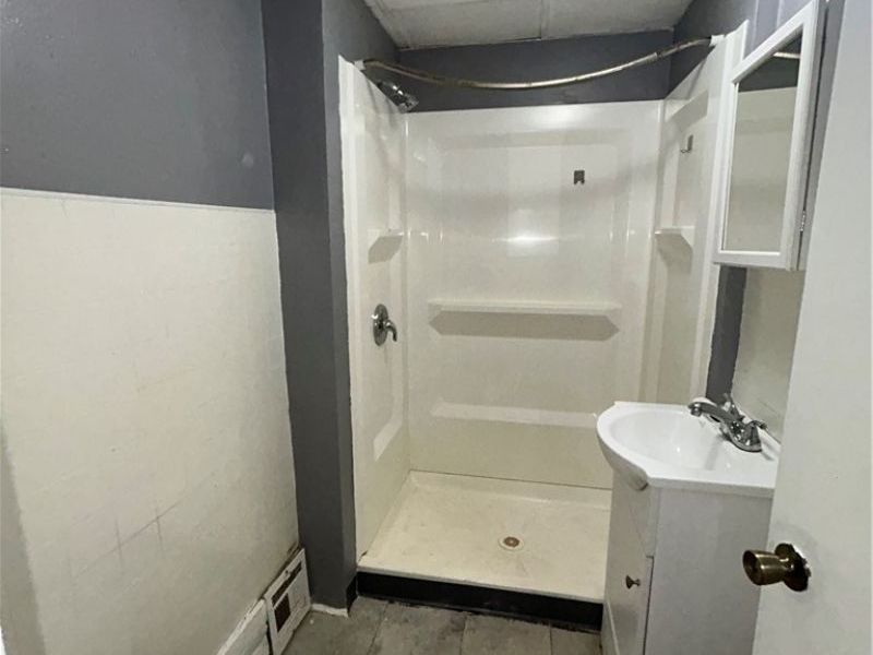 4704 Behrwald Avenue, Cleveland, OH 44144 Photo 8