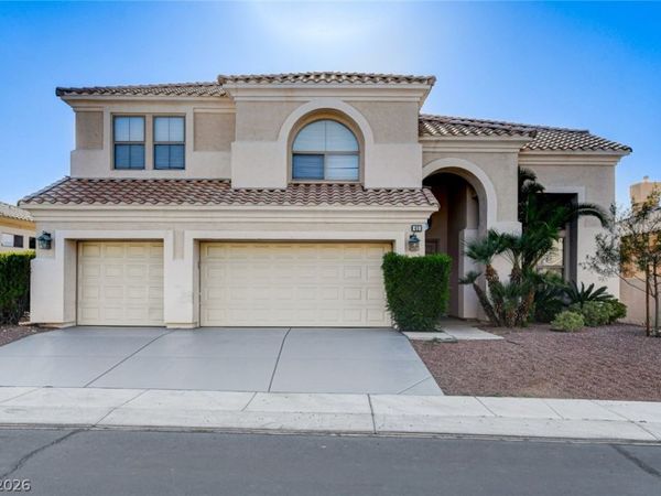 43 Arcadian Shores Street, Las Vegas, NV 89148