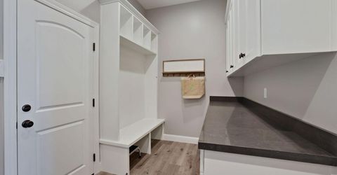 9467 E Jahant Rd, Acampo, CA 95220 Photo