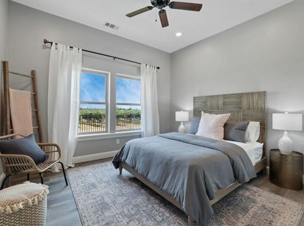 9467 E Jahant Rd, Acampo, CA 95220 Photo