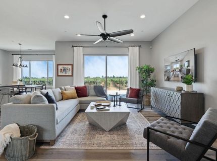 9467 E Jahant Rd, Acampo, CA 95220 Photo