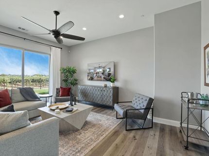 9467 E Jahant Rd, Acampo, CA 95220 Photo
